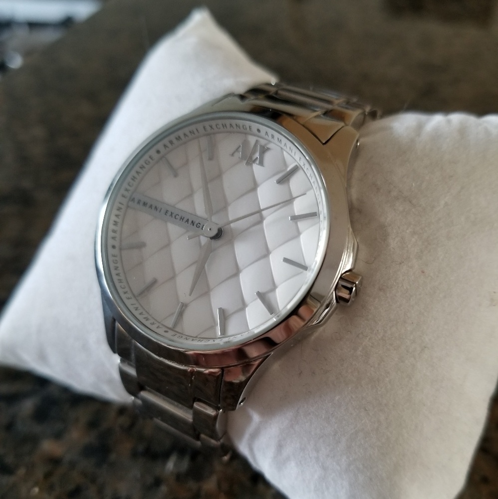 A|X quilted dial quartz watch